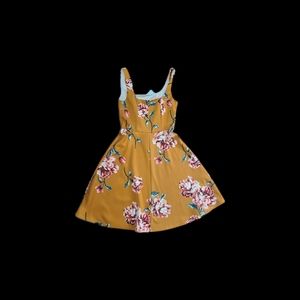 Floral Dress. Size small. Soprano Brand
